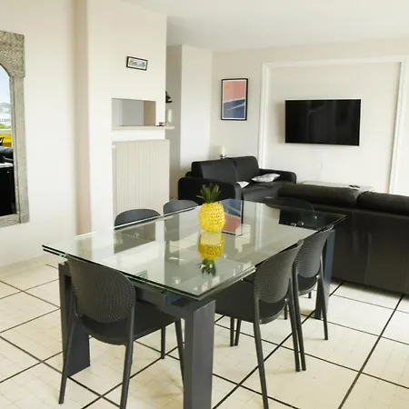 Duplex De 100m2 Avec 3 Vue * Royan