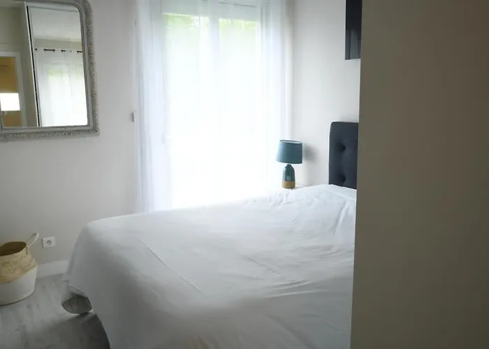 Duplex De 100m2 Avec 3 Vue Apartment *